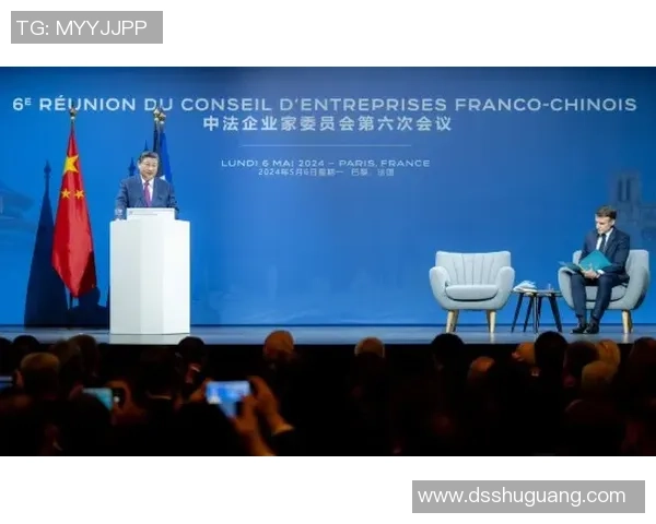 图片报：拜仁新董事卡斯帕被日本广岛经济大学颁发荣誉博士称谓